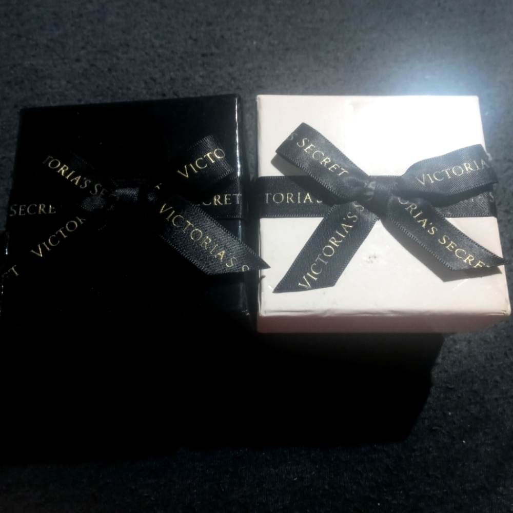 Victorias Secret special edition collector jewelry